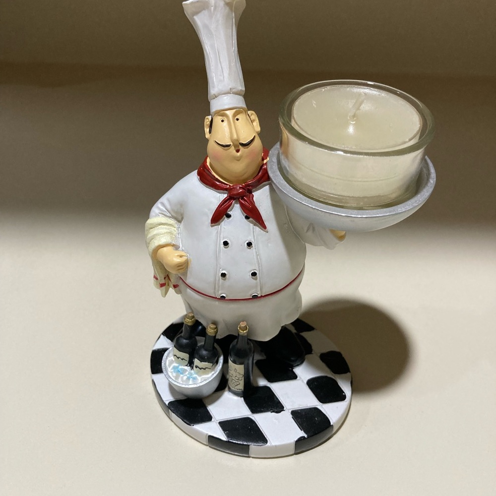New: never used: Yankee Candle Bistro Chef Tea light Candleholder.
